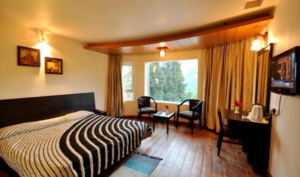 Hotel Suman Paradise Nainital Ruang foto